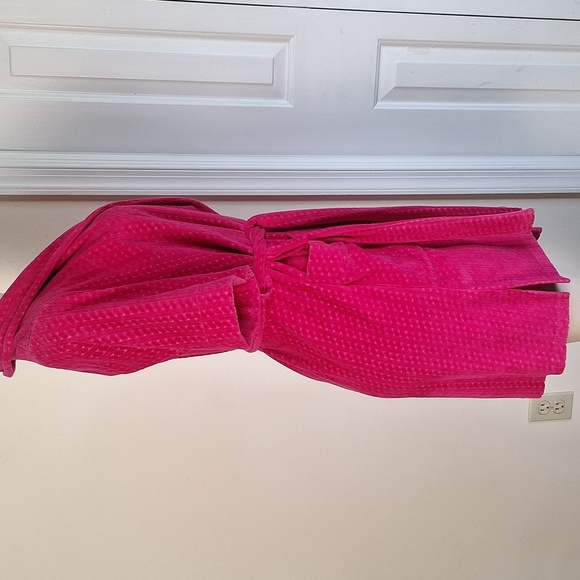 Pink Textured Velvety Robe Size M - Picture 2 of 7